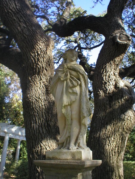 side yard sculpture (1).JPG